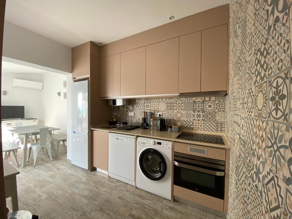 Friendly House Apartment Lagos Luaran gambar